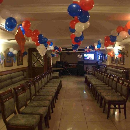 لوديانا Hotel Greens المظهر الخارجي الصورة