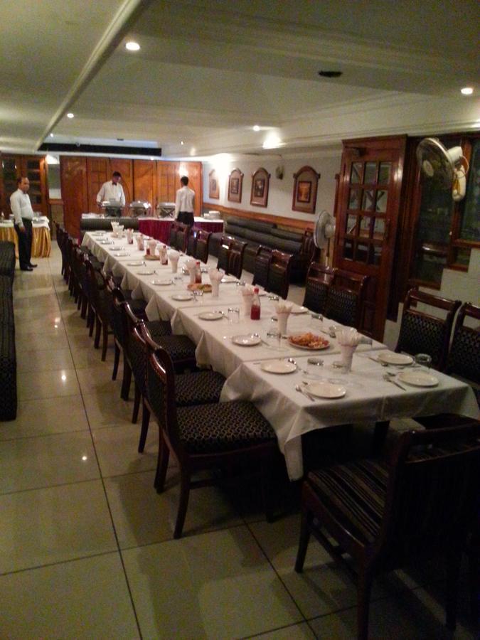 لوديانا Hotel Greens المظهر الخارجي الصورة